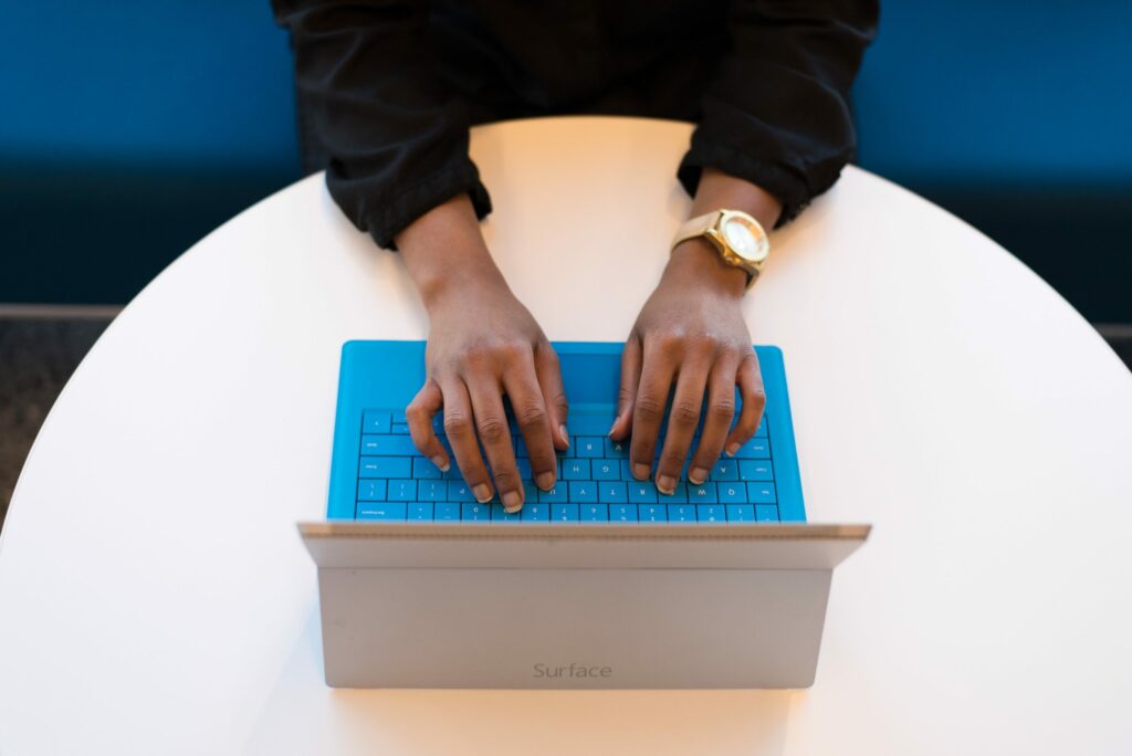Easy online typing jobs Congo